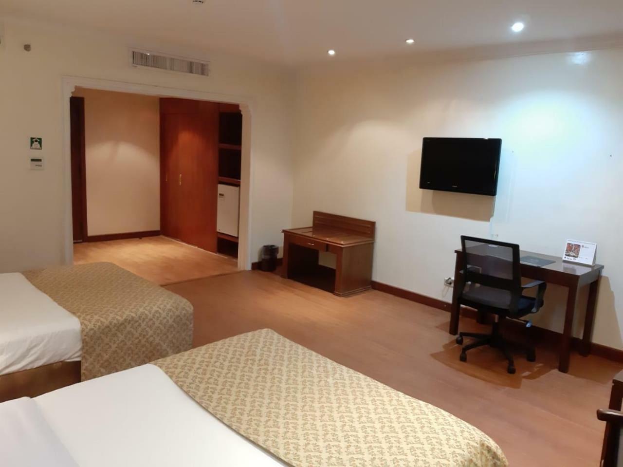 อะพอลโล ดิมอรา บิสซิเนส โฮเต็ล Hotel ริยาดห์ ภายนอก รูปภาพ