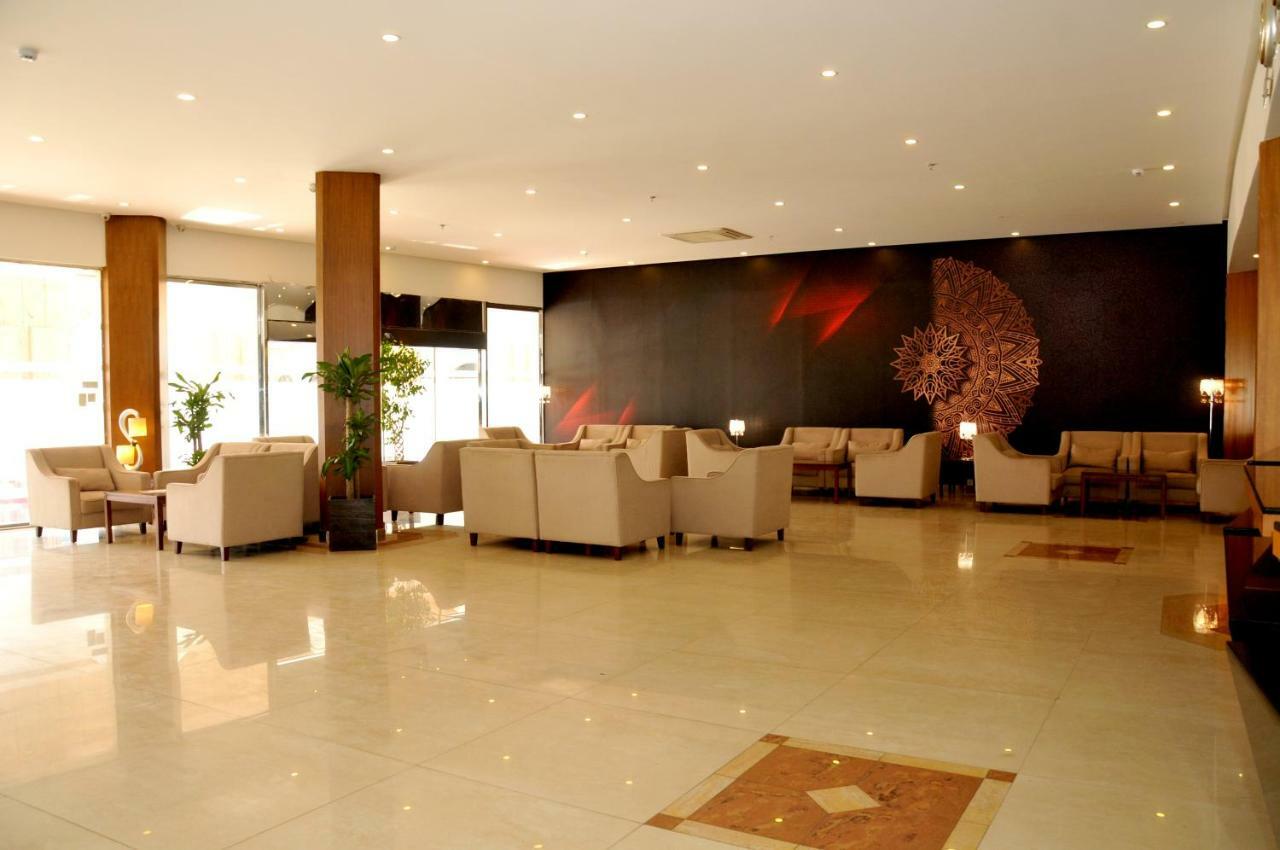 อะพอลโล ดิมอรา บิสซิเนส โฮเต็ล Hotel ริยาดห์ ภายนอก รูปภาพ